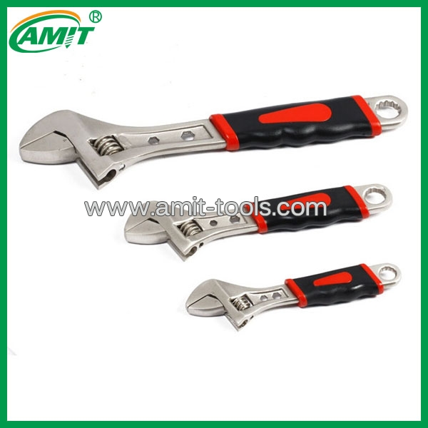 Adjustable hand wrench with 2-Color Rubber Handle